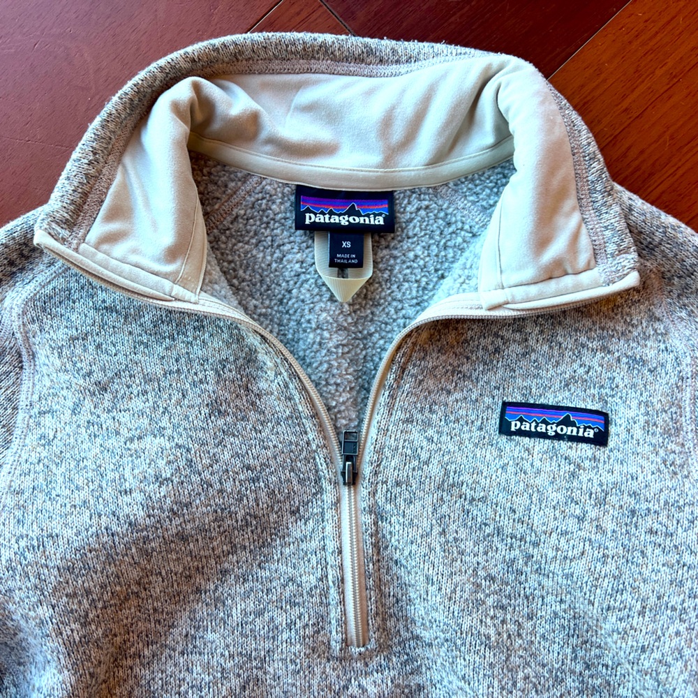 Patagonia Women’s Better Sweater Oatmeal XS - Picture 3 of 3
